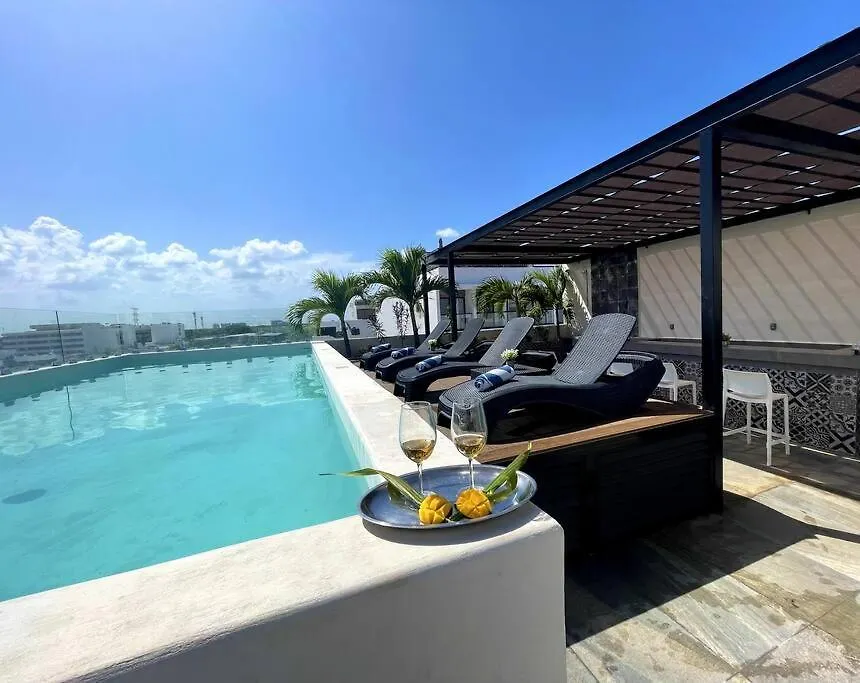 Apartment Deluxe Jr. 2 Rooms Suite, Dept. 101 Playa del Carmen Mexico